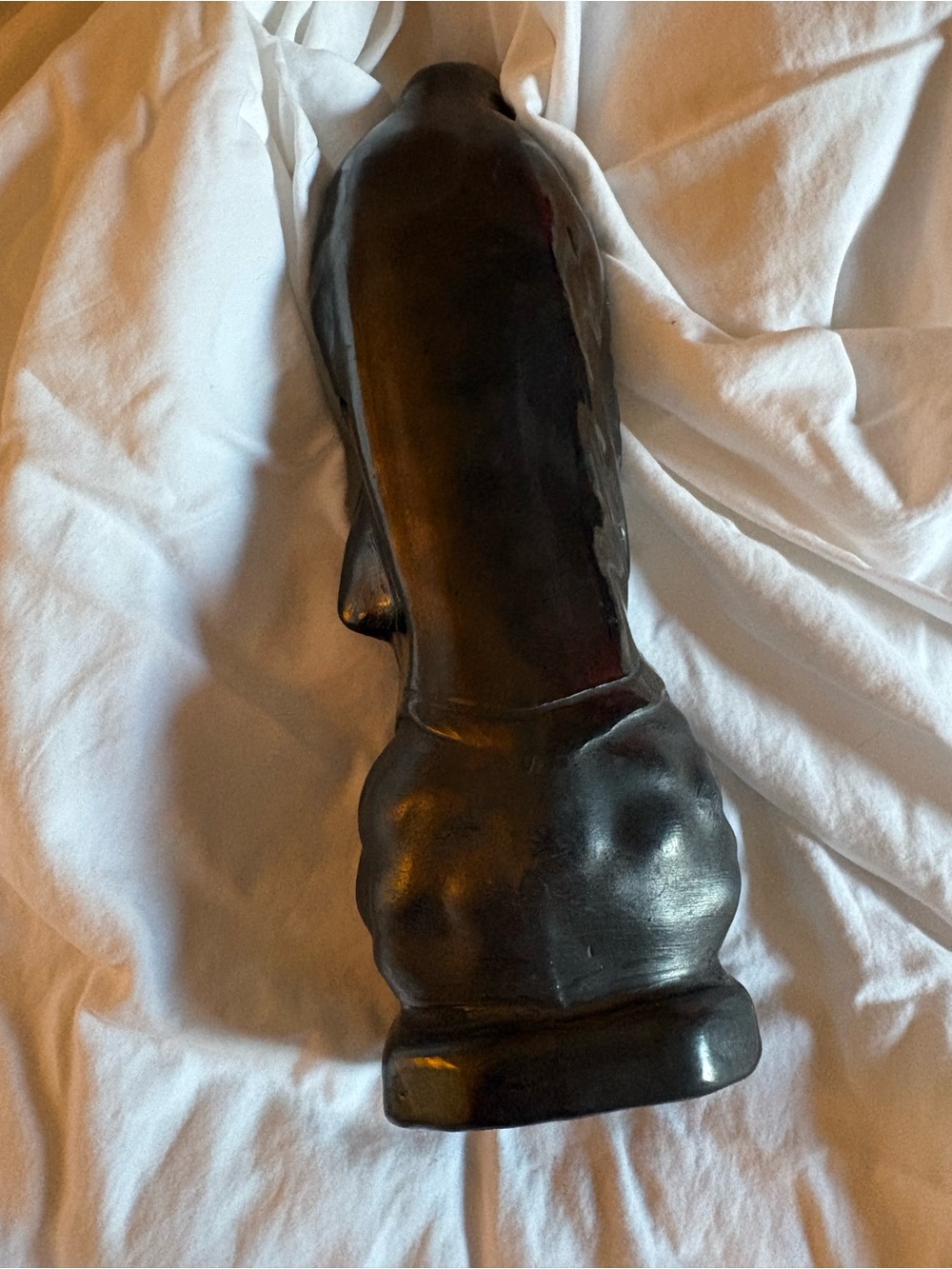 Praying Madonna Sculpture in Black Clay. Made in Mexico. - Picture 5 of 7